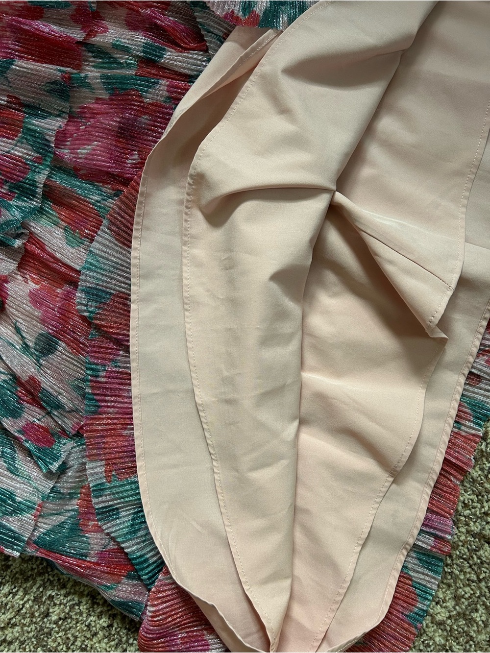 Gianni Bini Ruffle Maxi Dress, size 4 - Picture 4 of 5